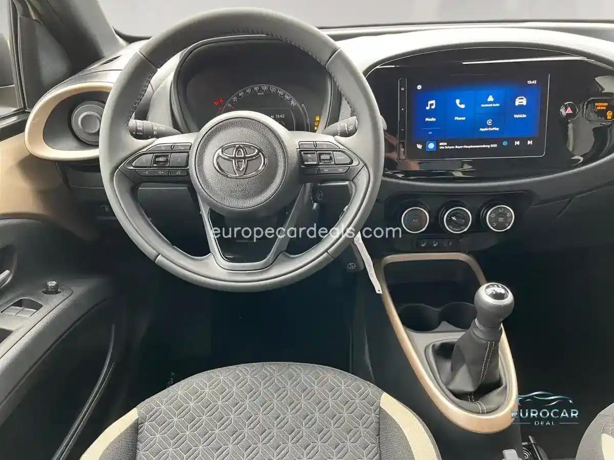 Toyota Aygo (X)