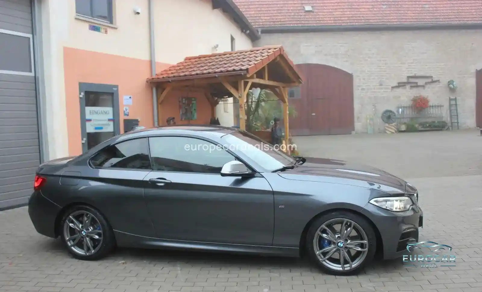 BMW M235