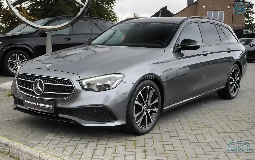 Mercedes-Benz E 220