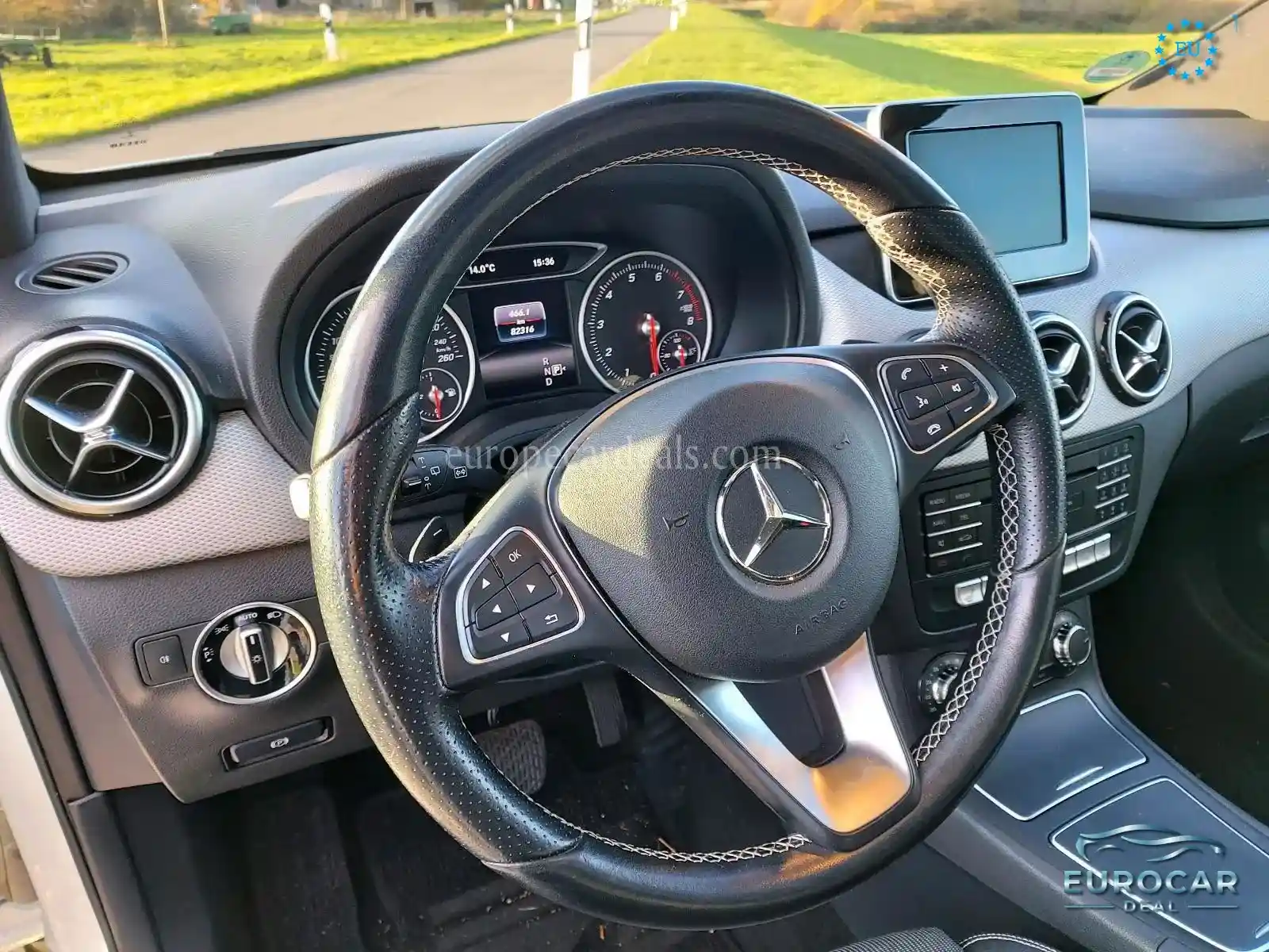 Mercedes-Benz B 180