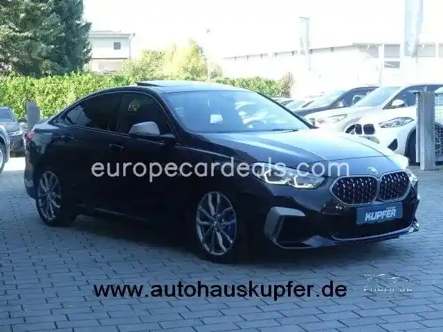 BMW M235
