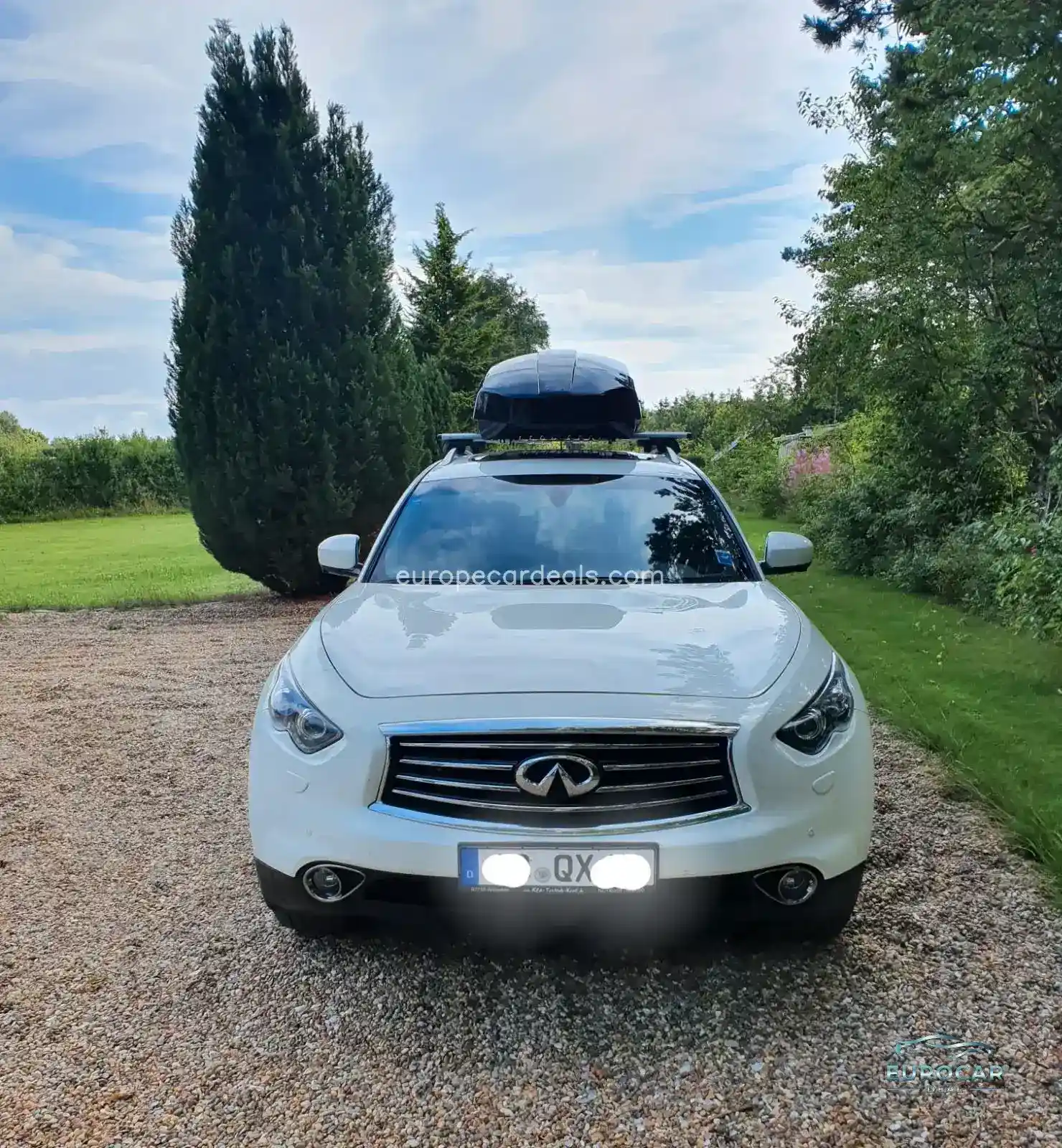 Infiniti QX70