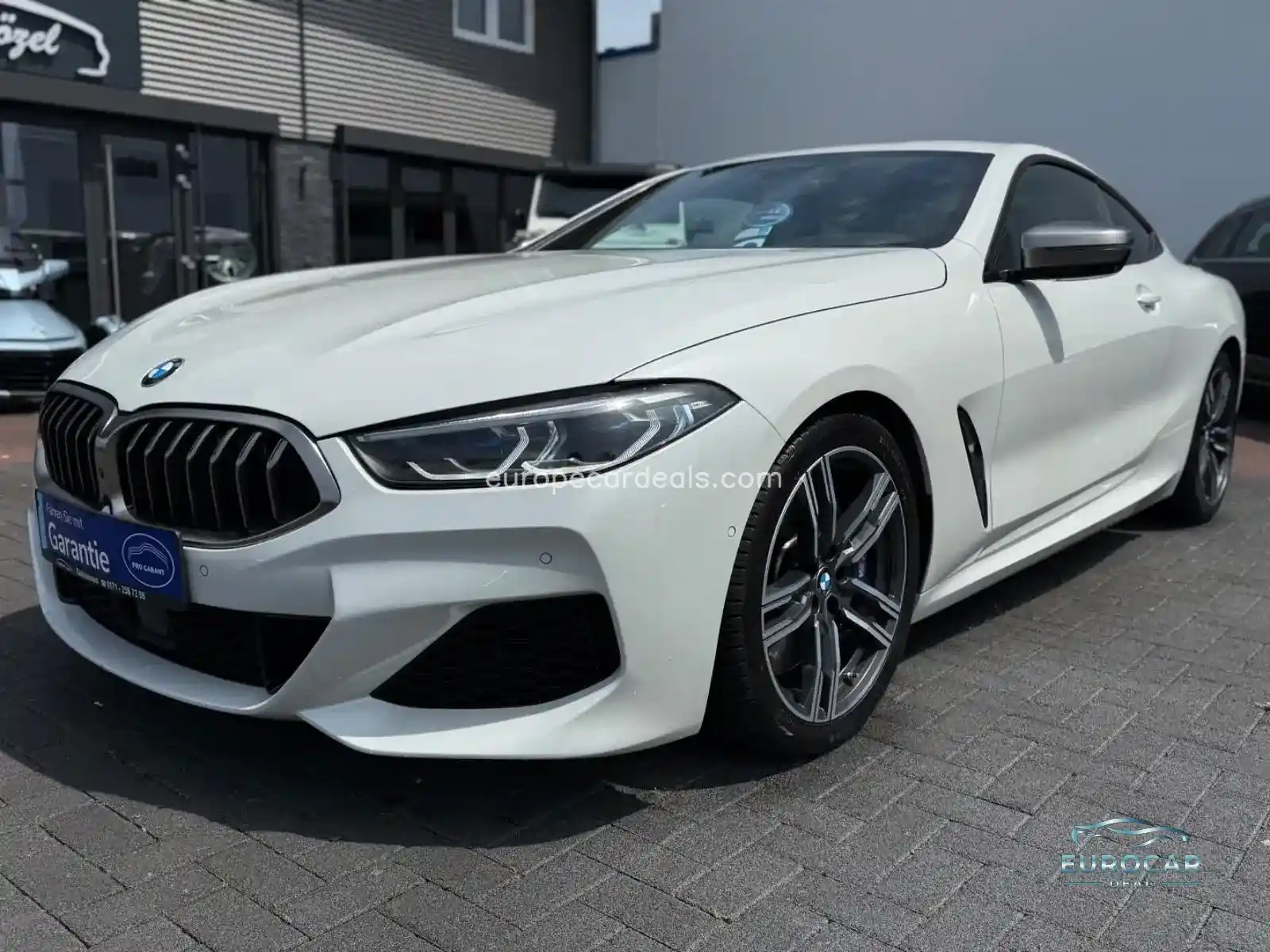 BMW M850