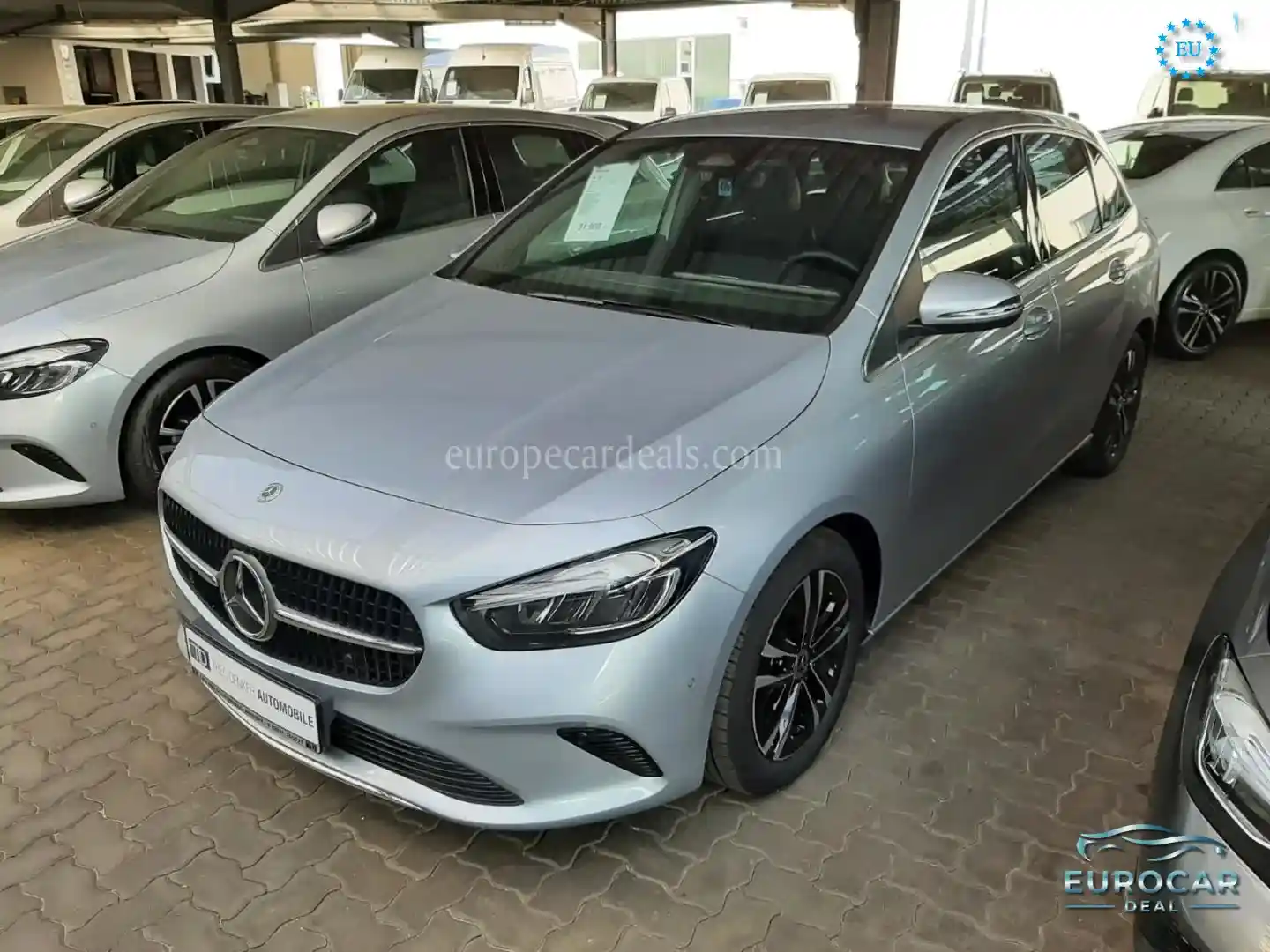 Mercedes-Benz B 180