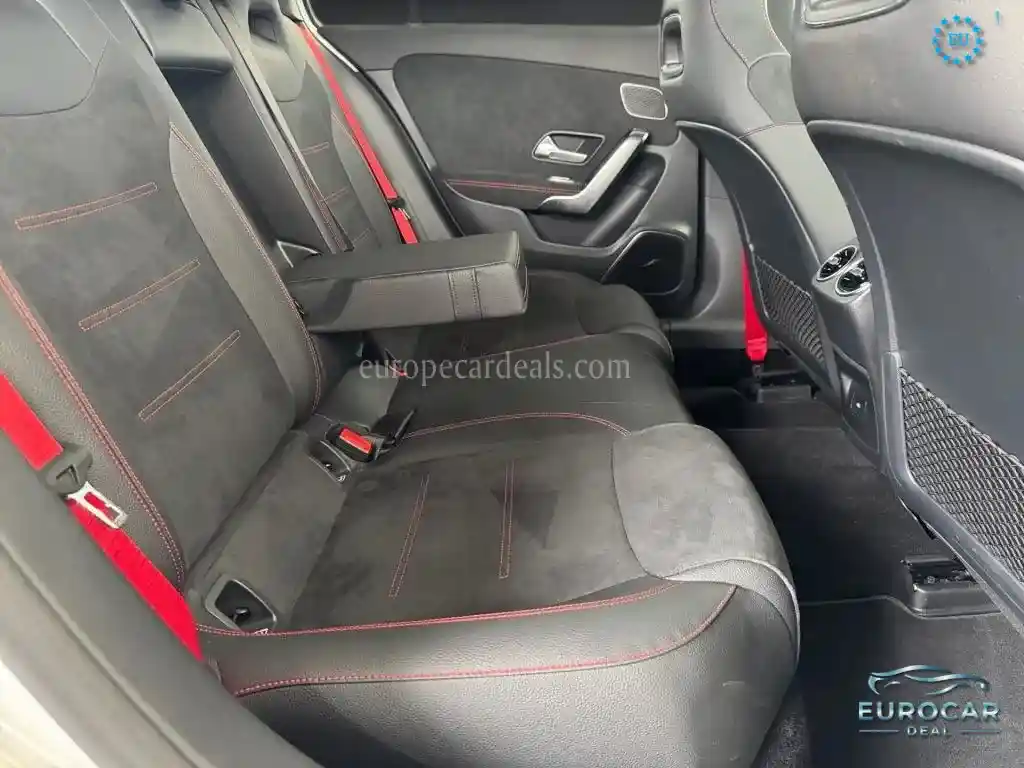 Mercedes-Benz A 45 AMG