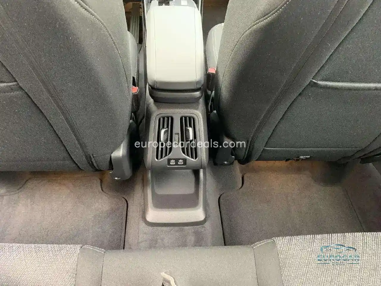 BMW 216