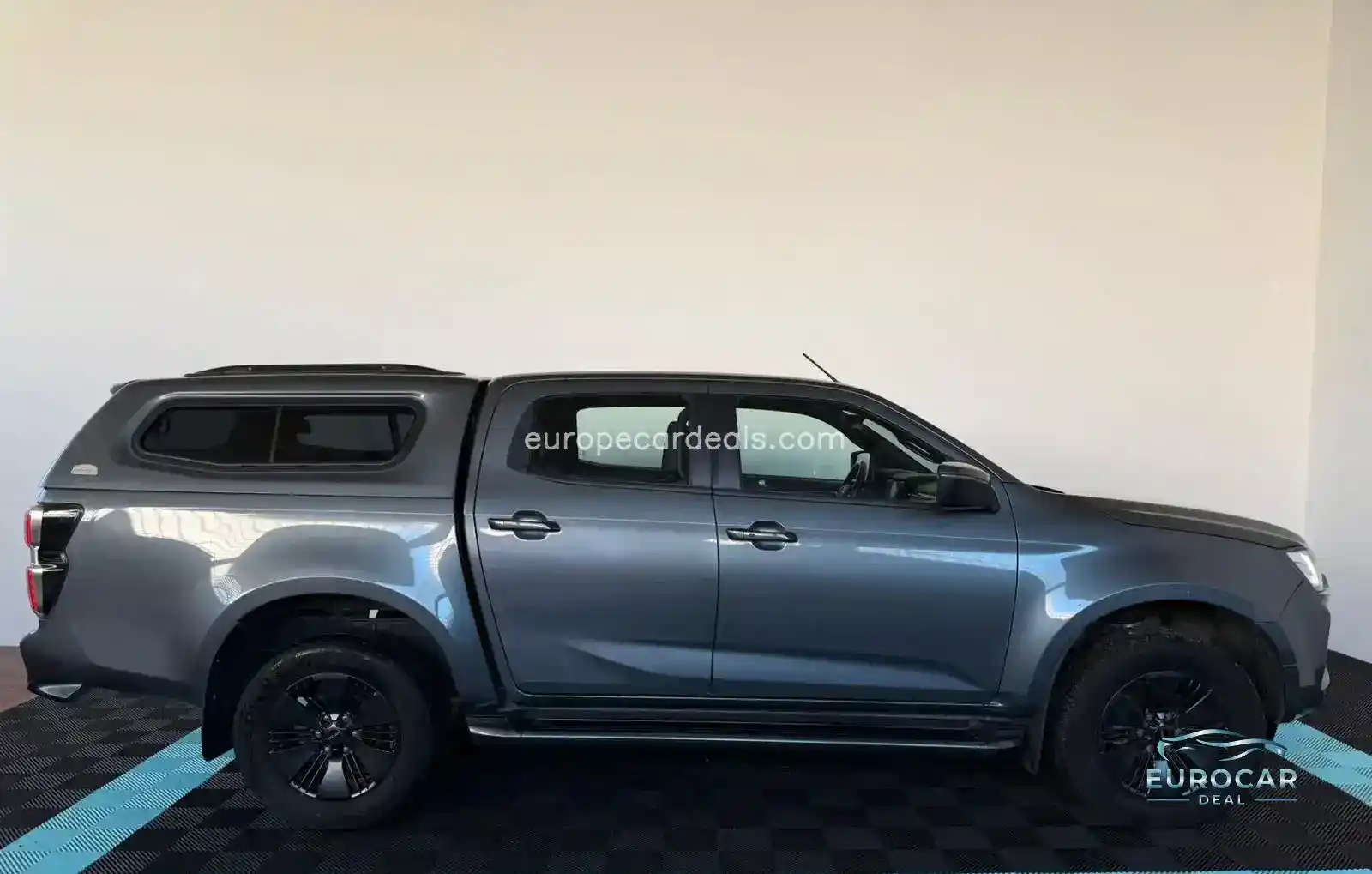 N60 1.9 Crew Cab FF 4X4 A/T HARD TOP