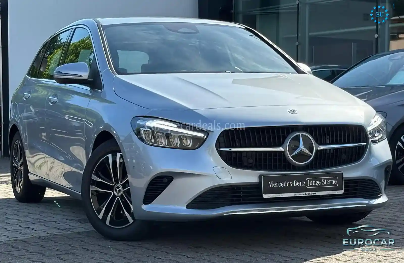 Mercedes-Benz B 180