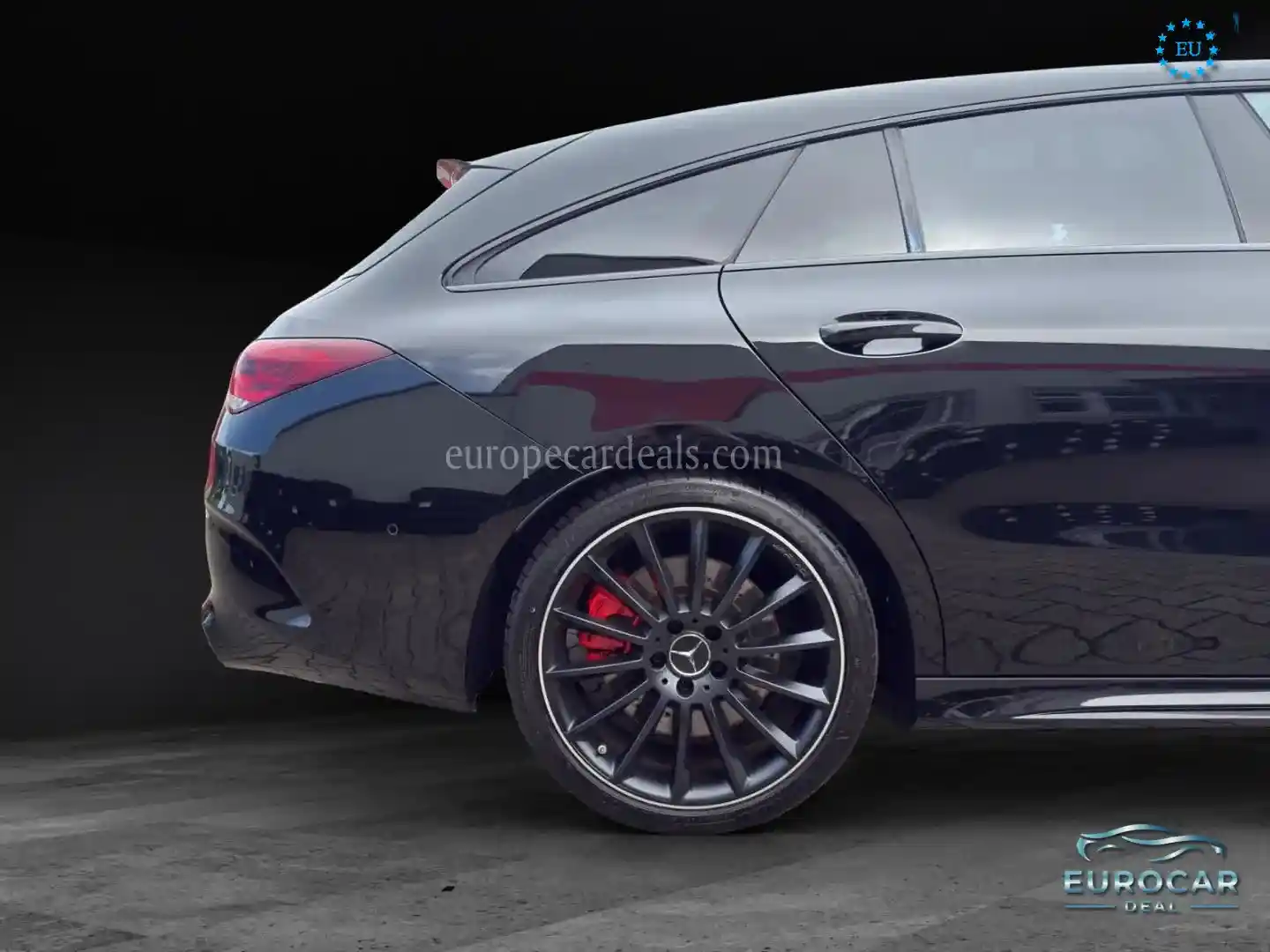 Mercedes-Benz CLA 35 AMG Shooting Brake