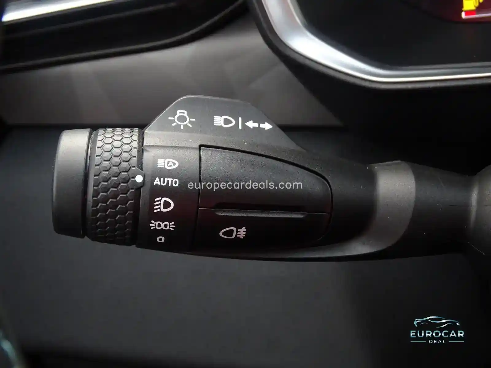 Lynk&Co 01