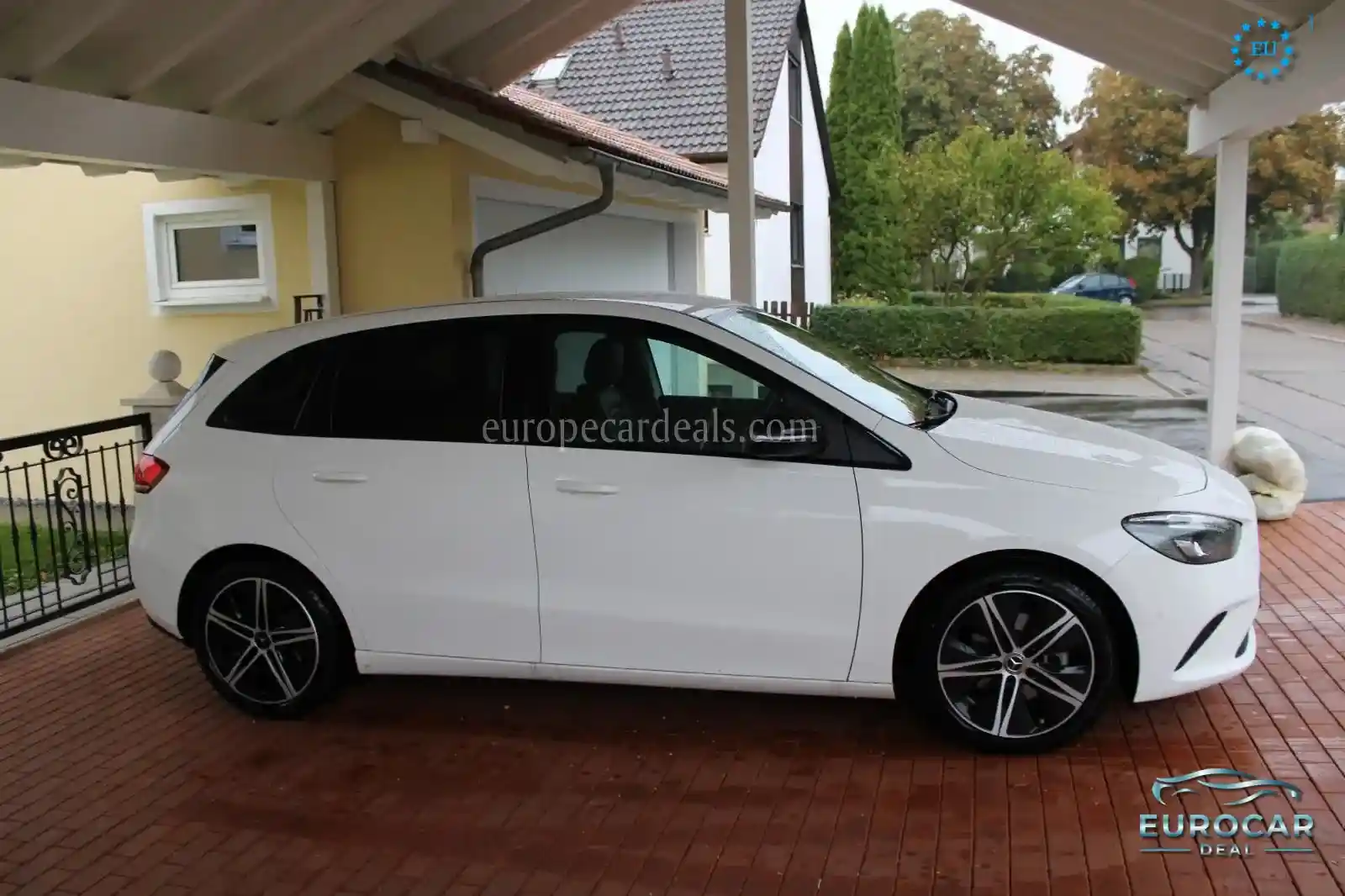 Mercedes-Benz B 200