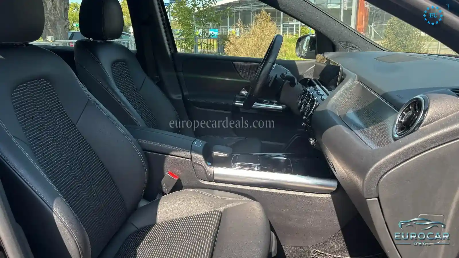 Mercedes-Benz B 220