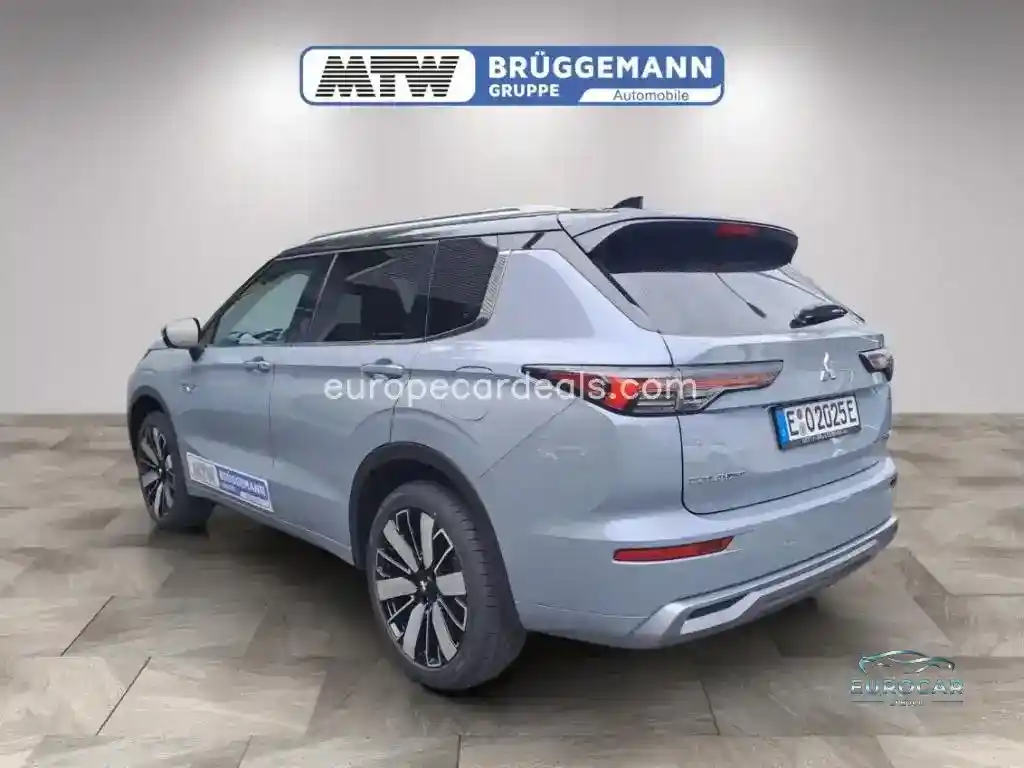 Mitsubishi Plug-in Hybrid Outlander