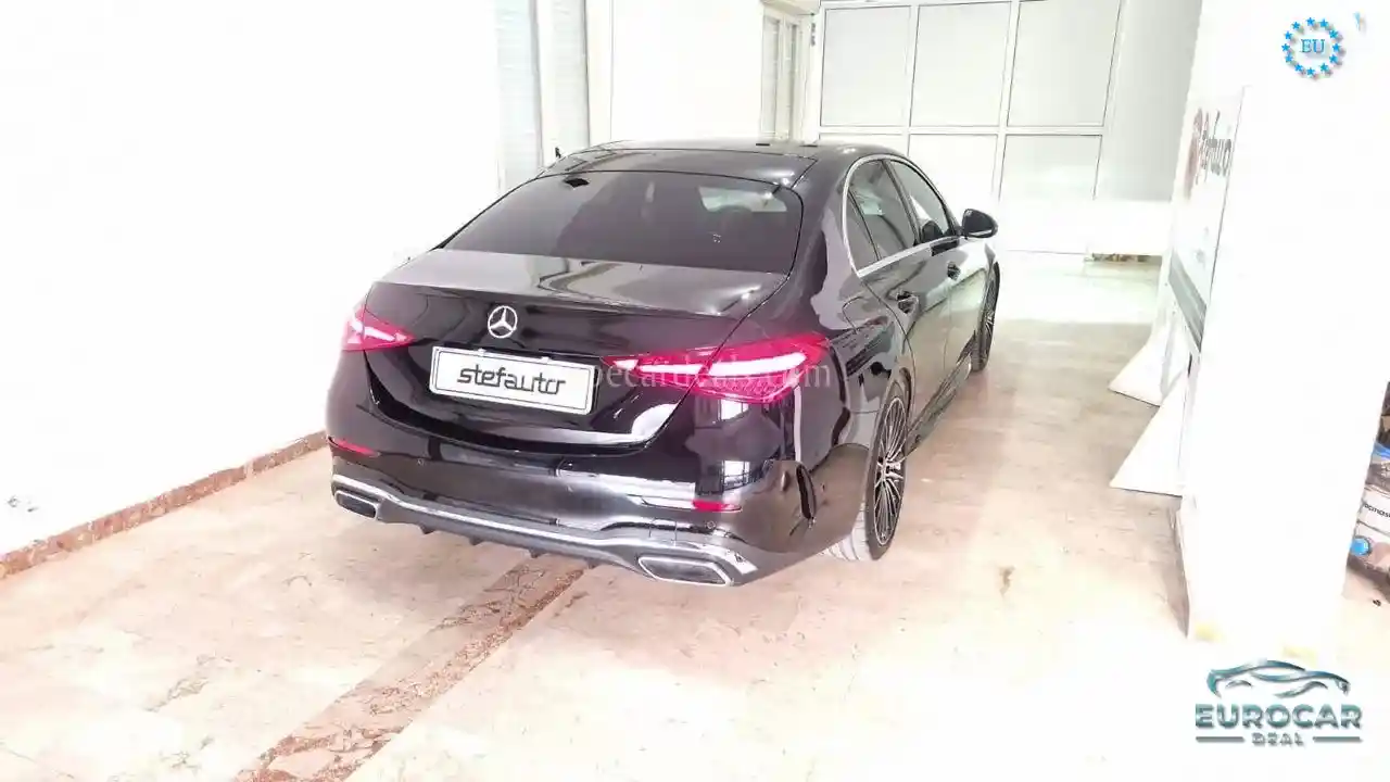 Mercedes-Benz C 220