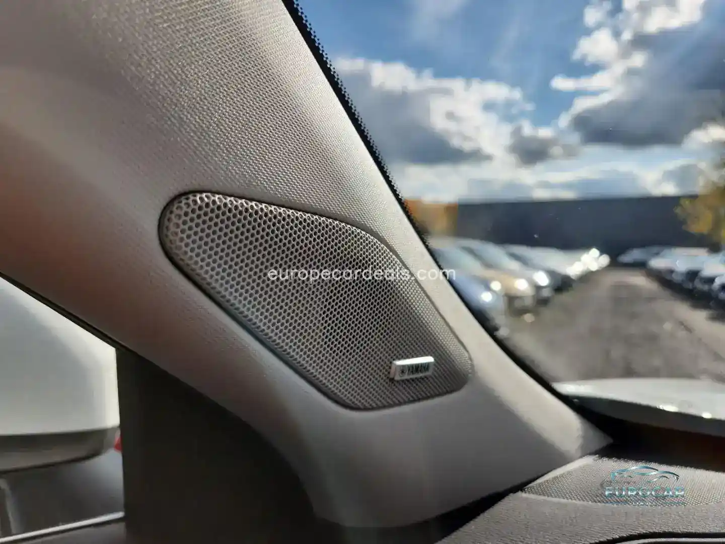 Mitsubishi Plug-in Hybrid Outlander