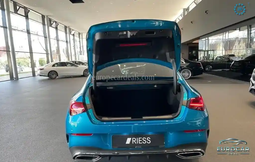Mercedes-Benz CLA 200