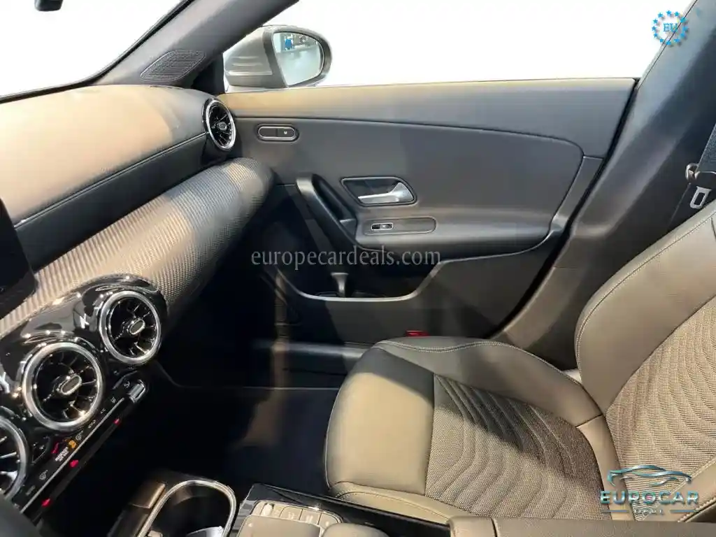 Mercedes-Benz CLA 200 Shooting Brake