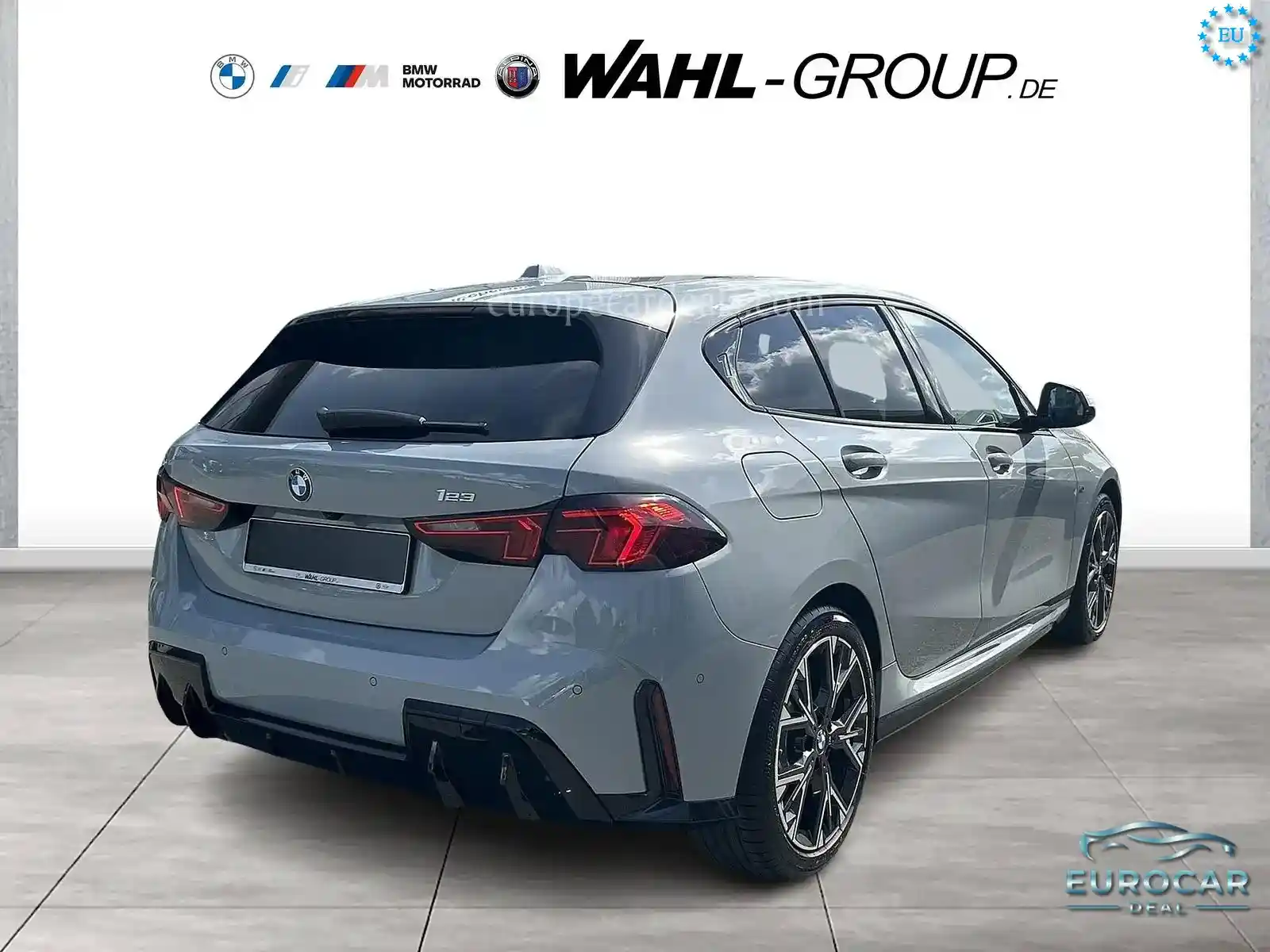 BMW 123