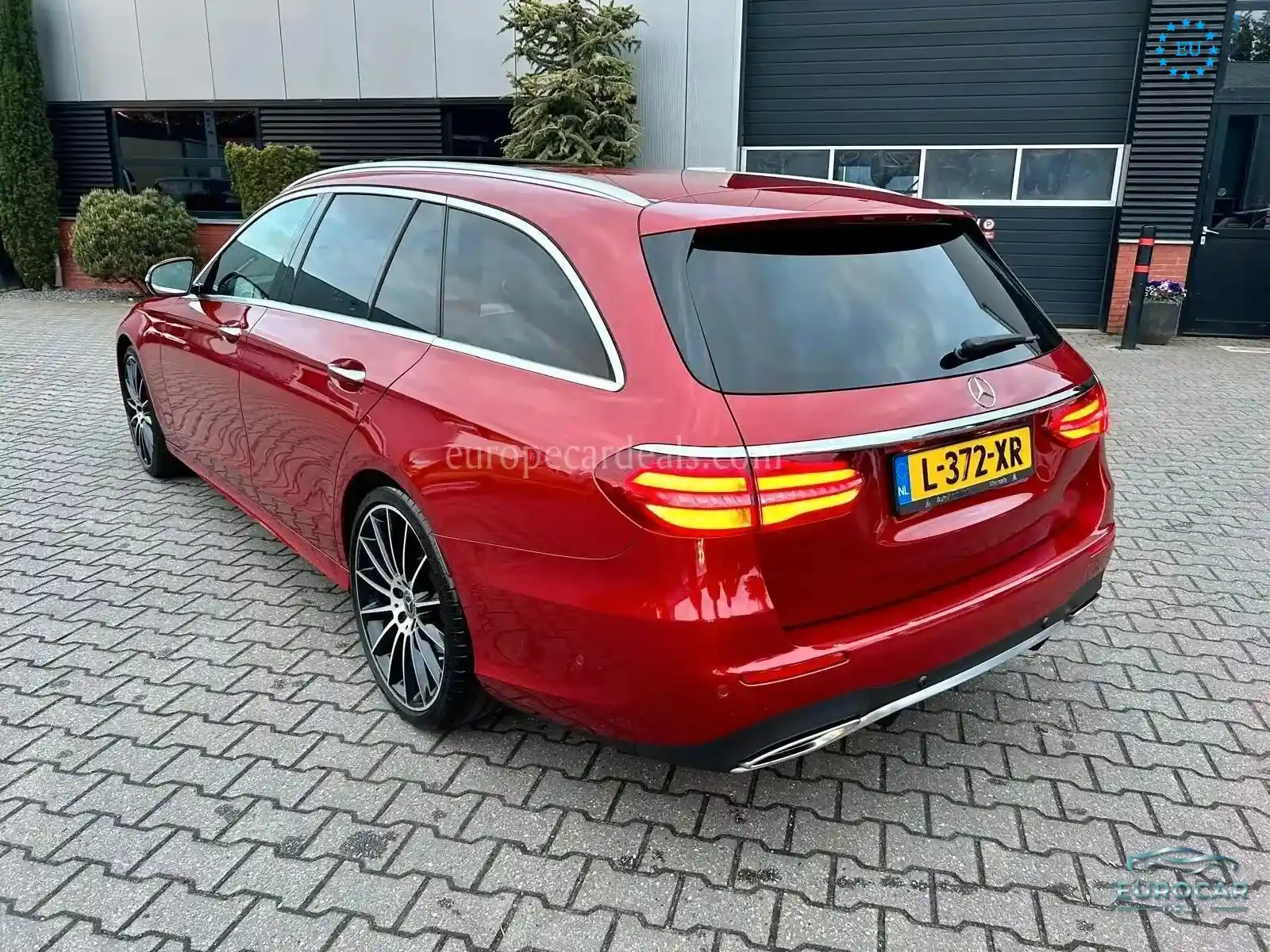 Mercedes-Benz E 300