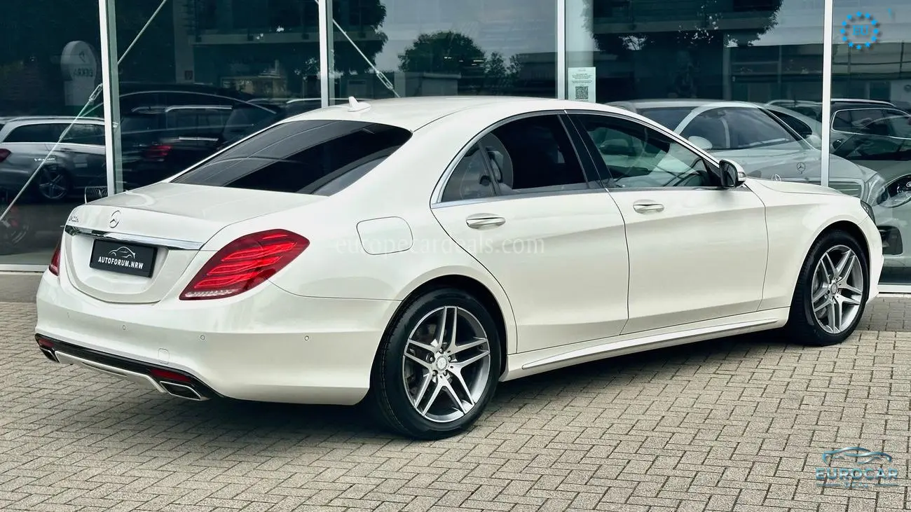 Mercedes-Benz S 400