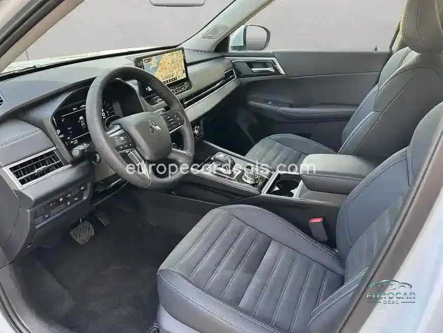 Mitsubishi Plug-in Hybrid Outlander