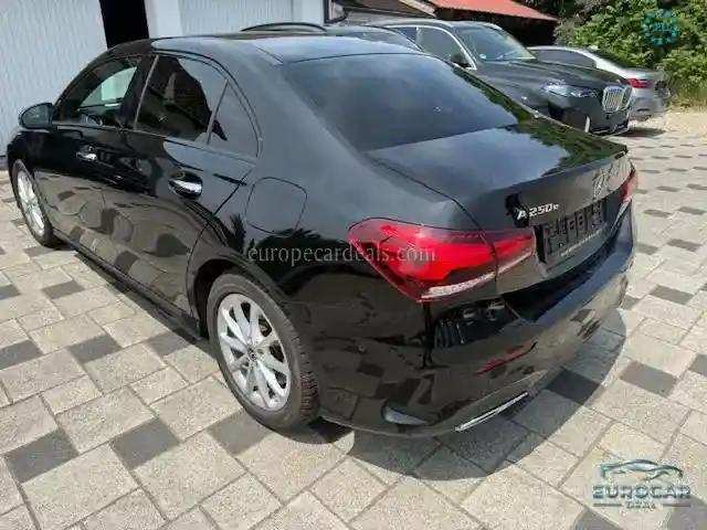 Mercedes-Benz A 250