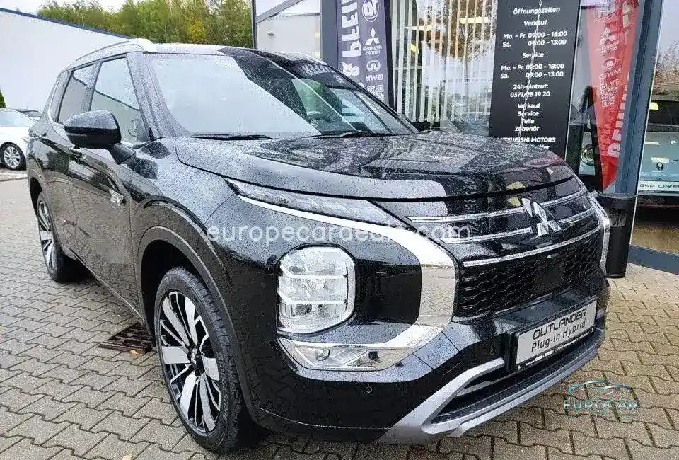 Mitsubishi Plug-in Hybrid Outlander