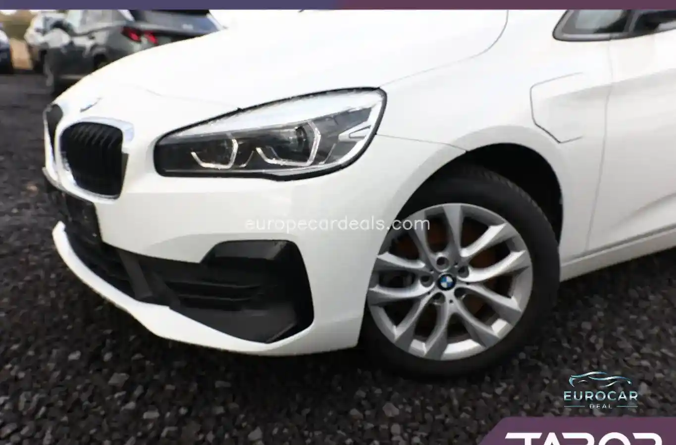 BMW 225