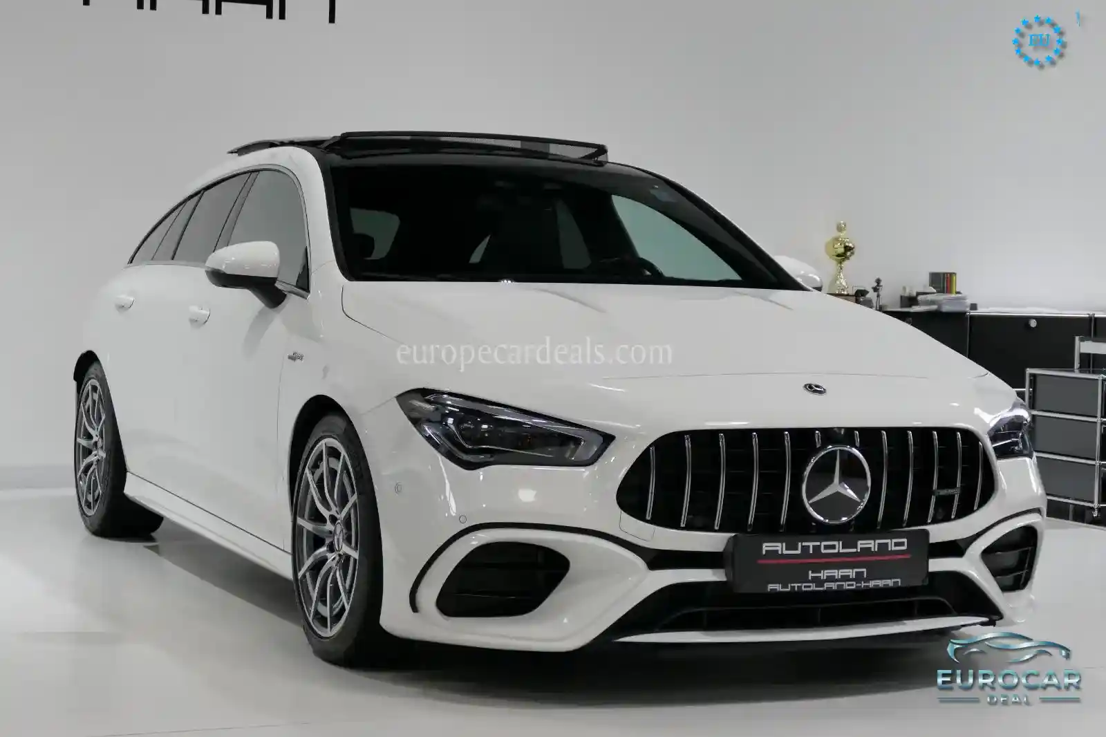 Mercedes-Benz CLA 45 AMG Shooting Brake