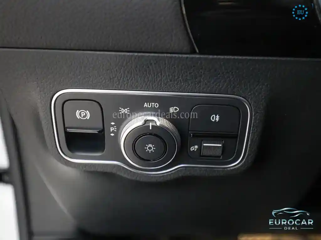 Mercedes-Benz B 220