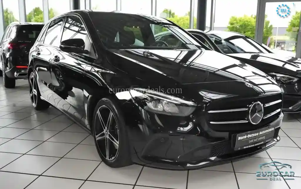 Mercedes-Benz B 220