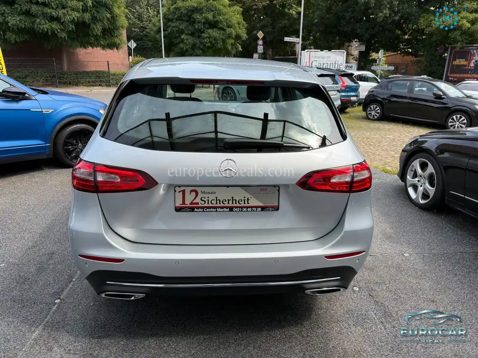 Mercedes-Benz B 180