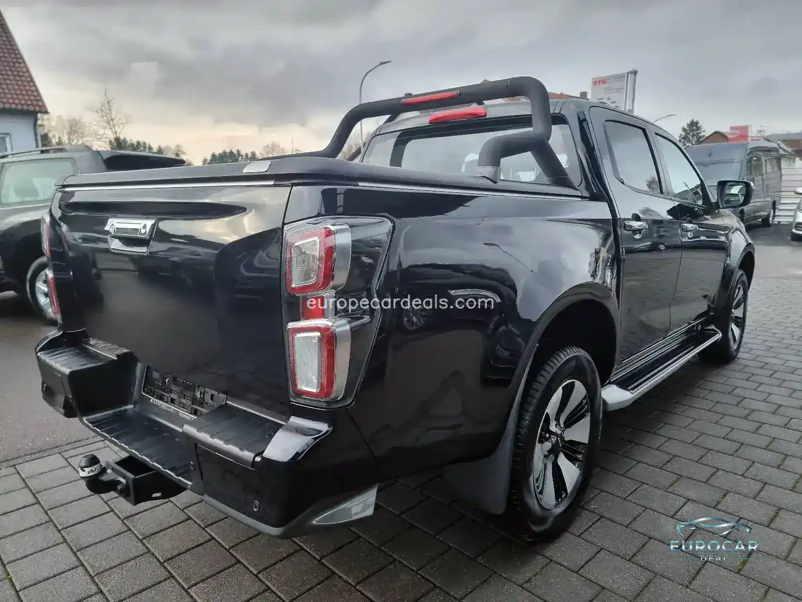 DoKa 4WD Aut Leder Navi LED Kamera Keyless