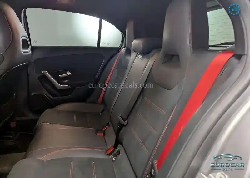 Mercedes-Benz A 35 AMG