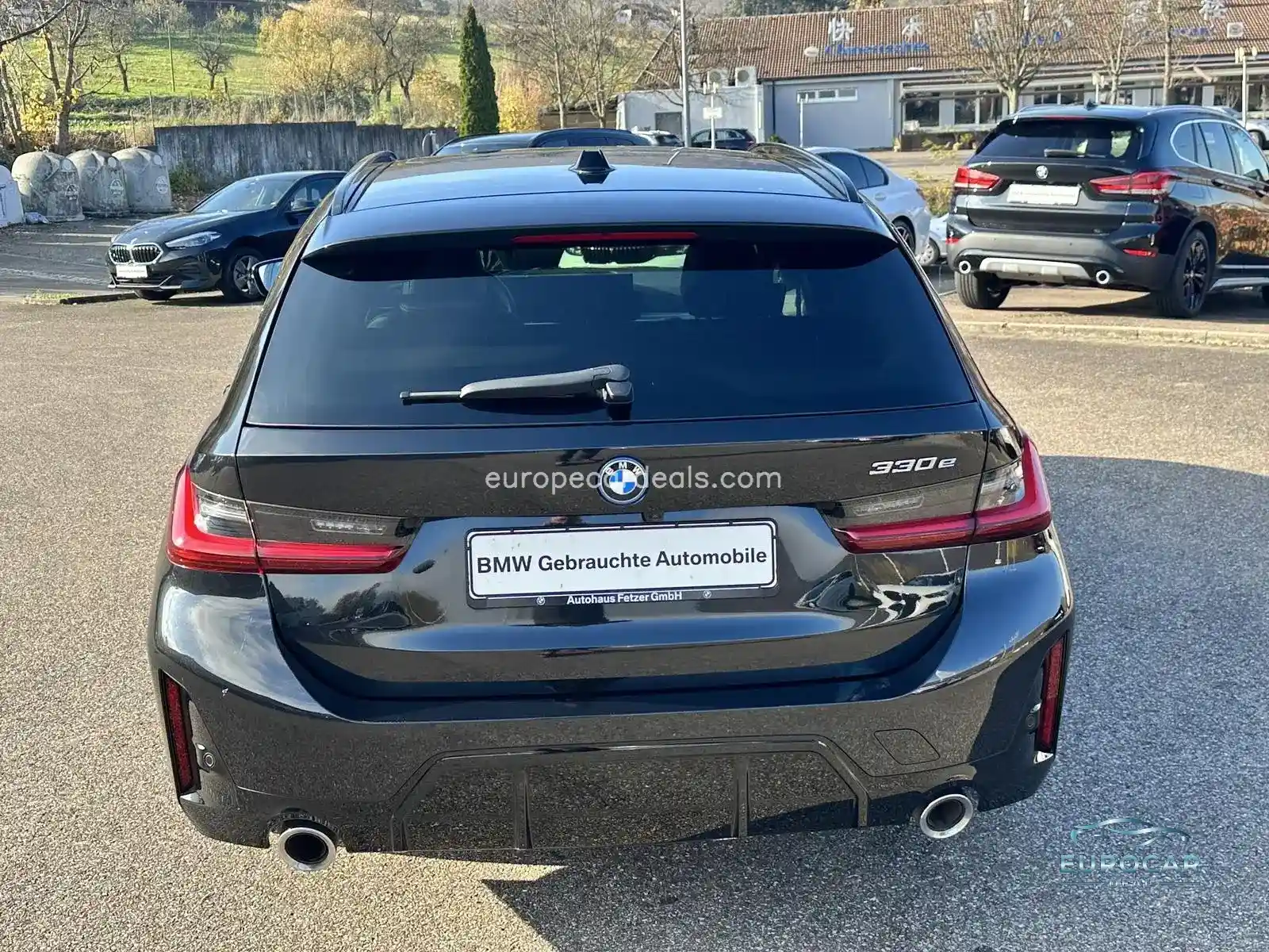 BMW 330