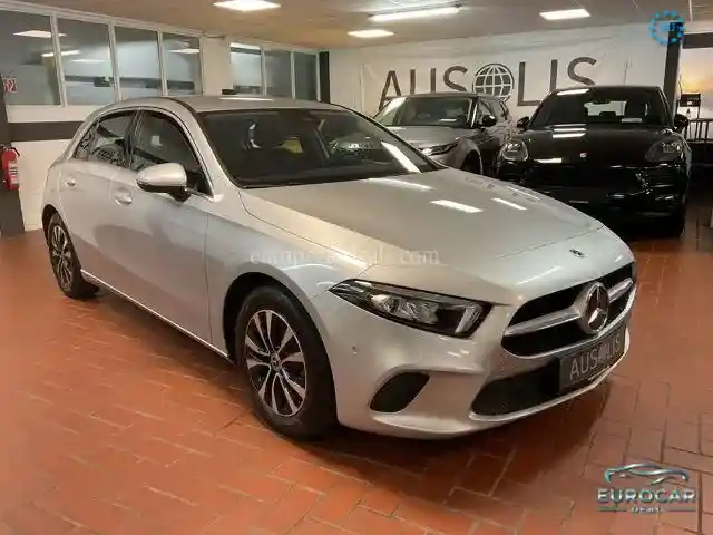 Mercedes-Benz A 180