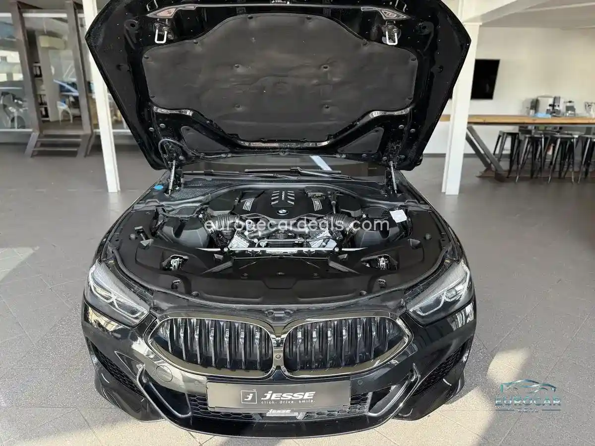 BMW M850
