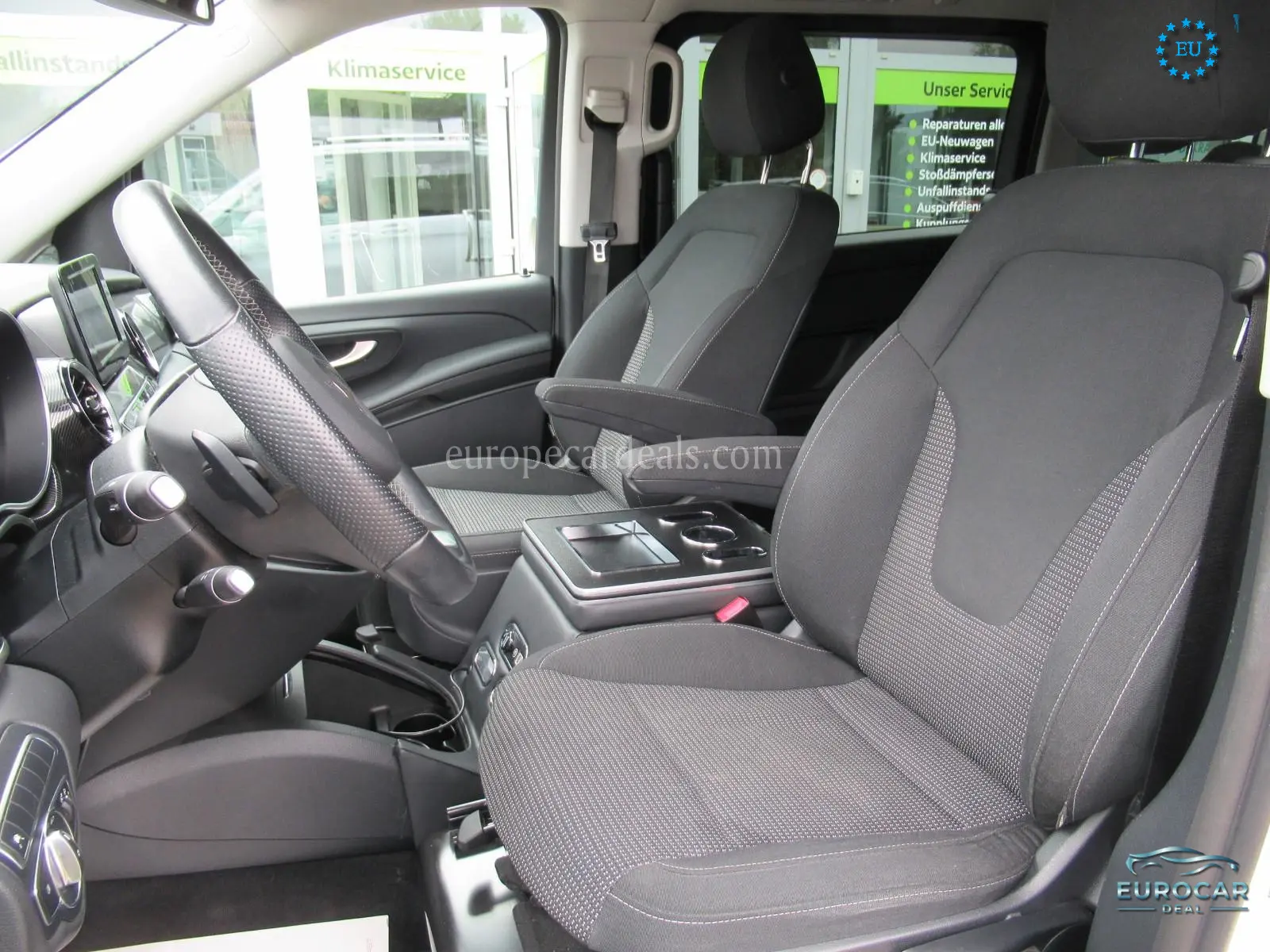 Mercedes-Benz V 220