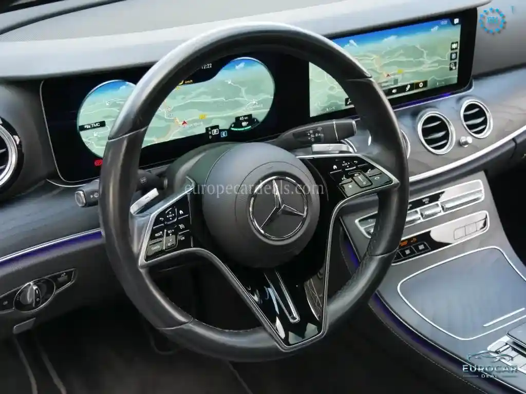 Mercedes-Benz E 300