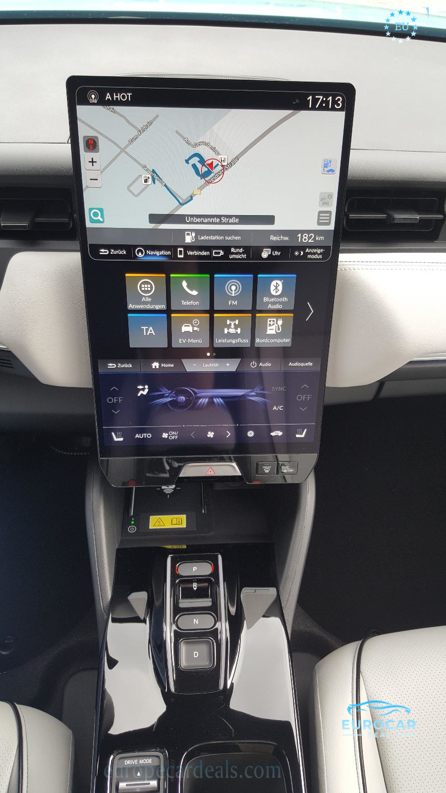Honda e:Ny1