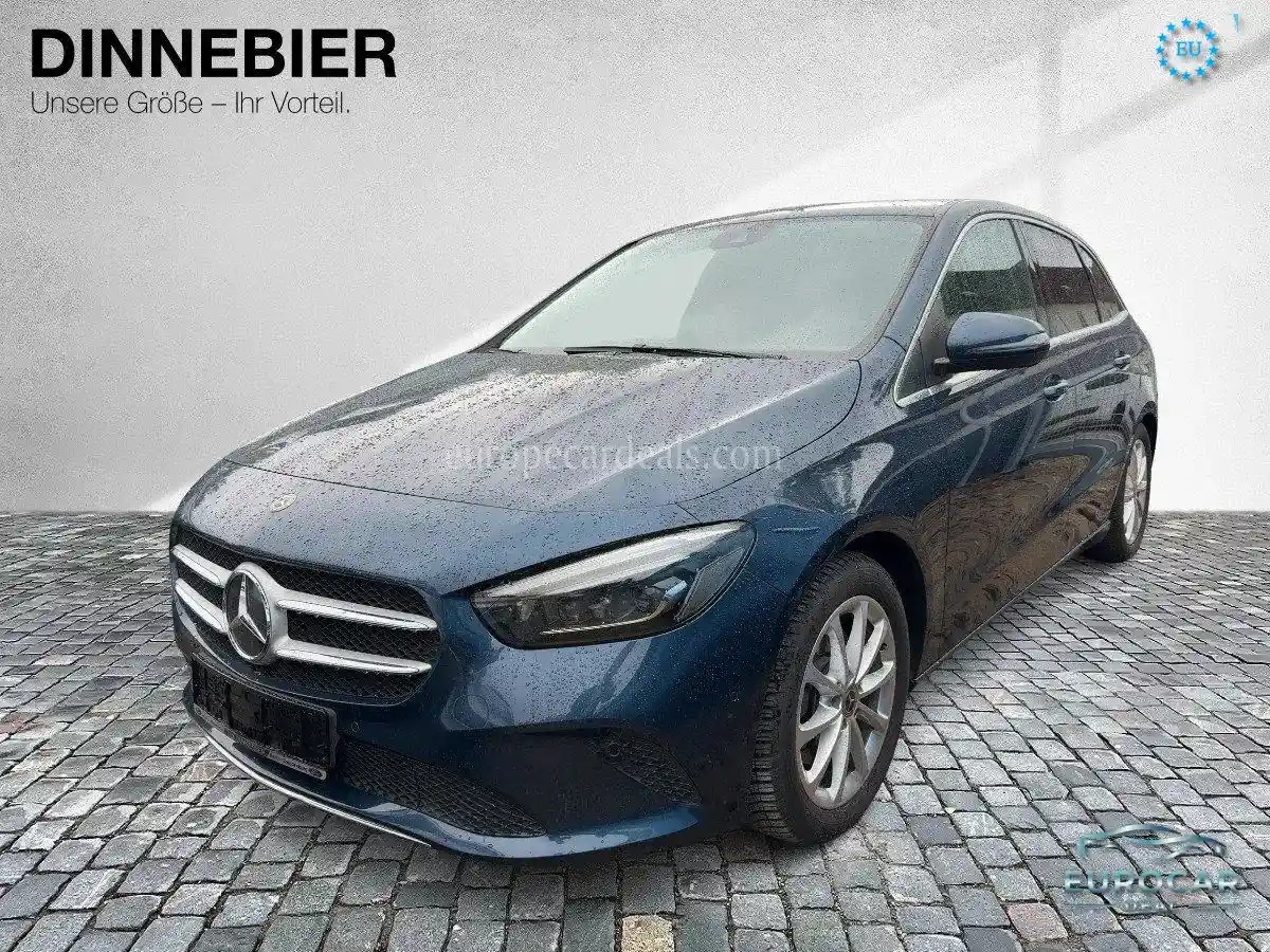 Mercedes-Benz B 220