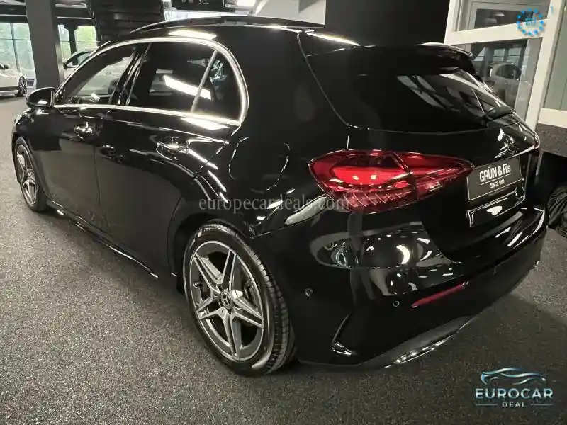 Mercedes-Benz A 180