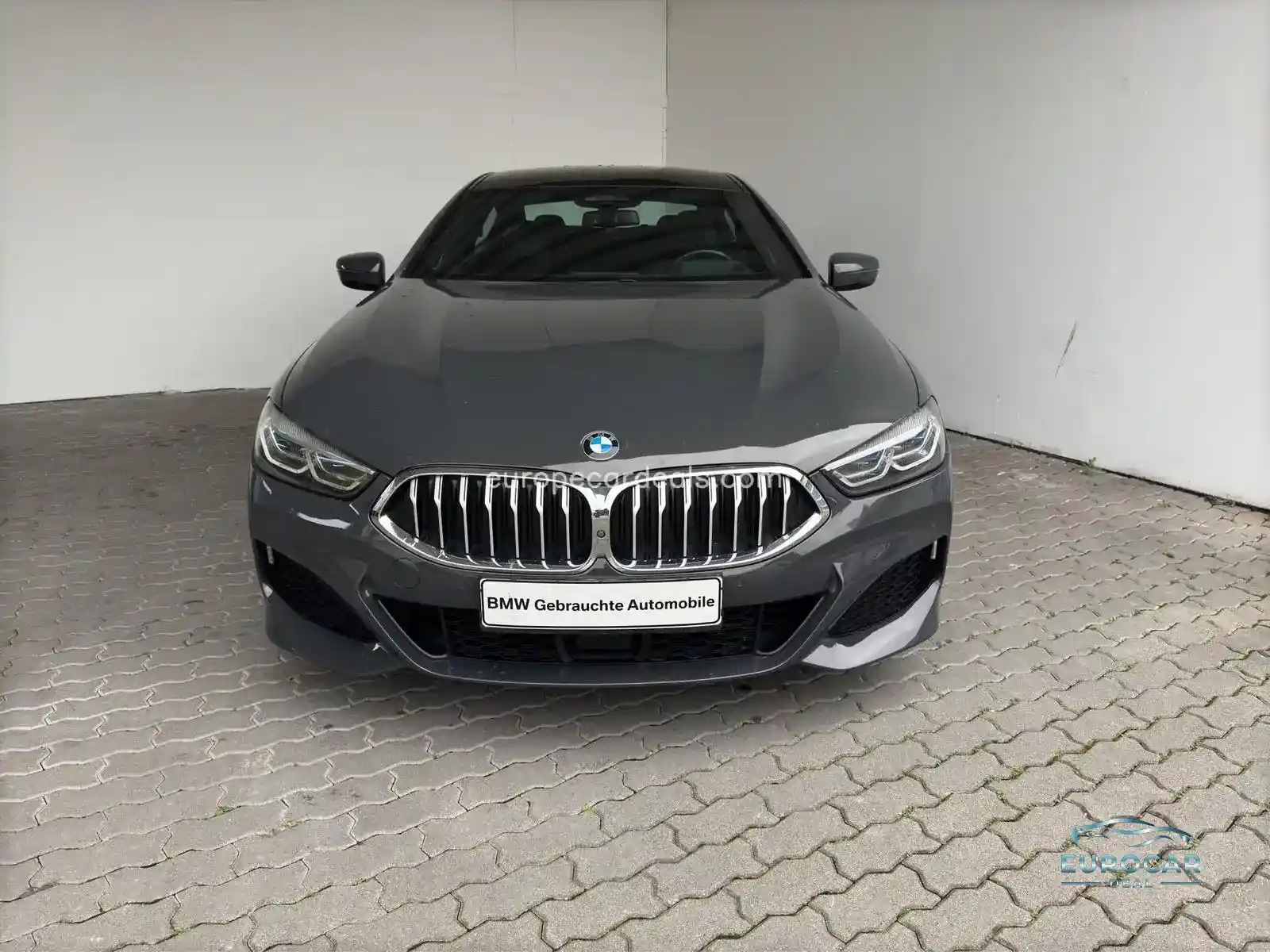 BMW 840