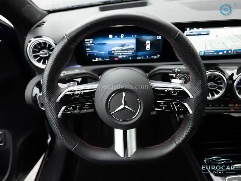 Mercedes-Benz A 220