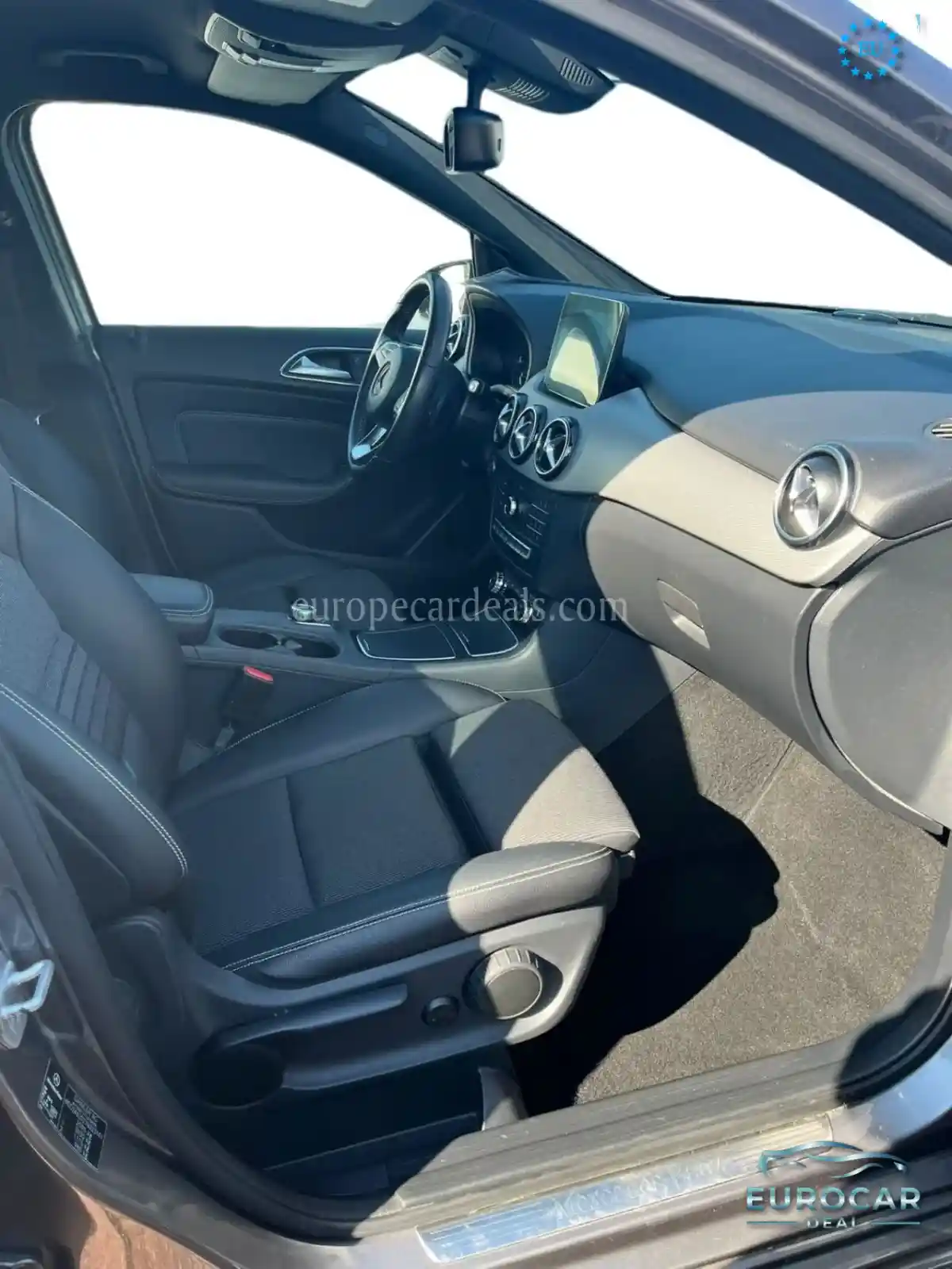 Mercedes-Benz B 200