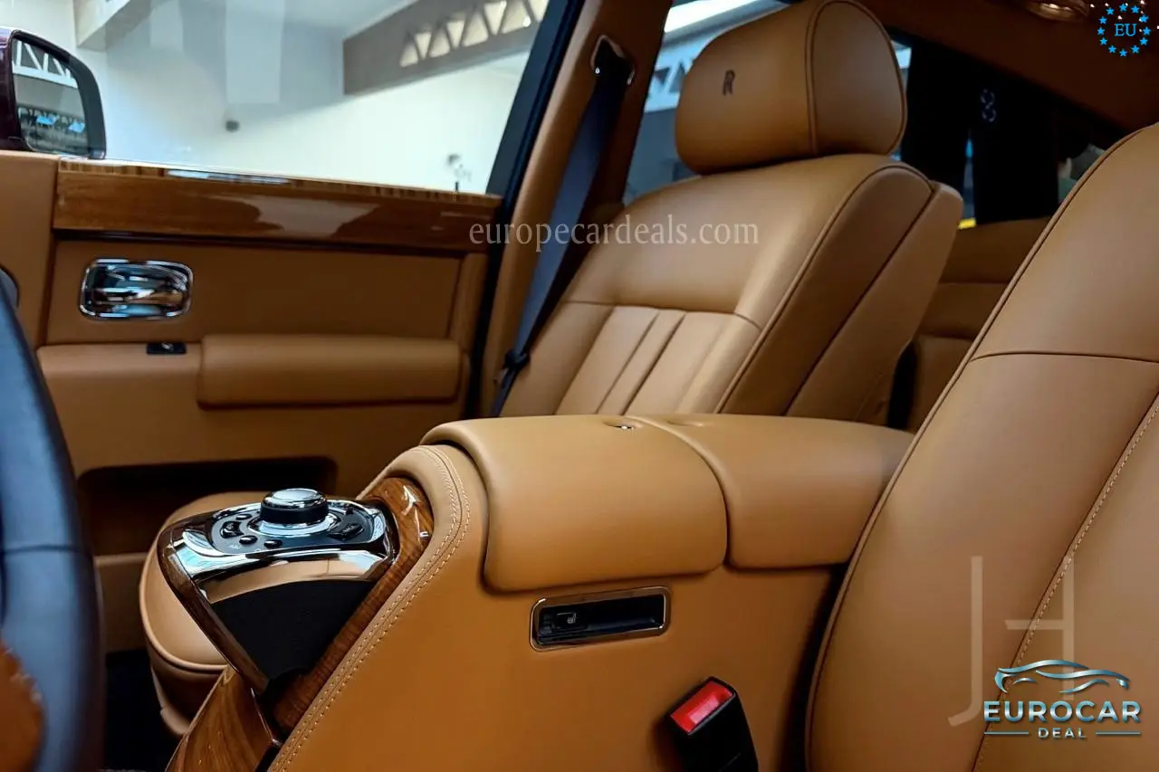 Rolls-Royce Phantom