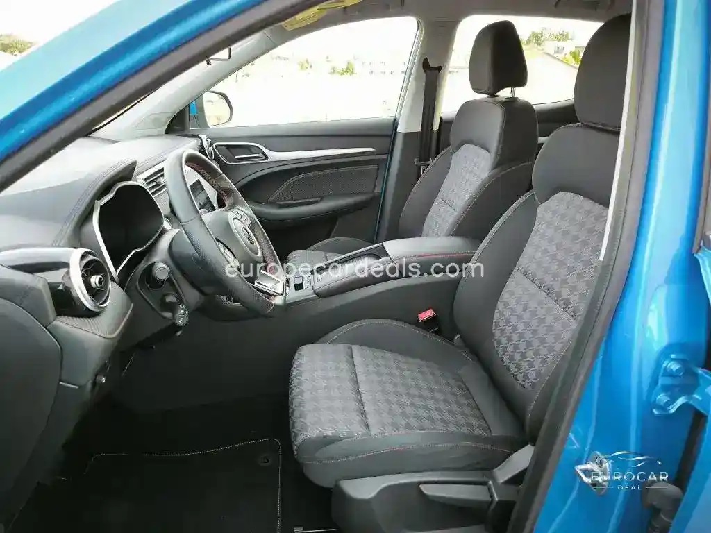 MG ZS