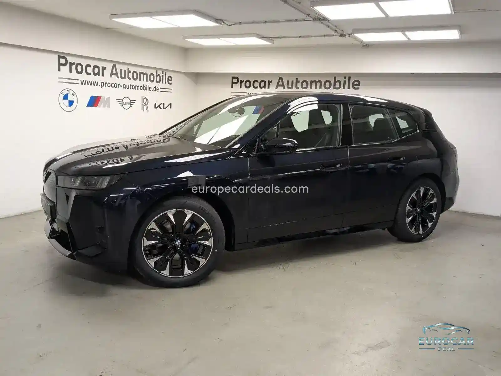 BMW iX