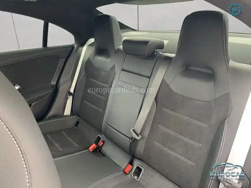 Mercedes-Benz CLA 180