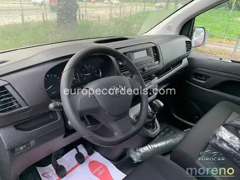 Toyota Proace (Verso)